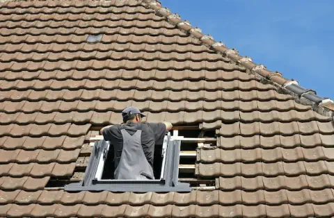 Pose de velux à Tonnay Charente